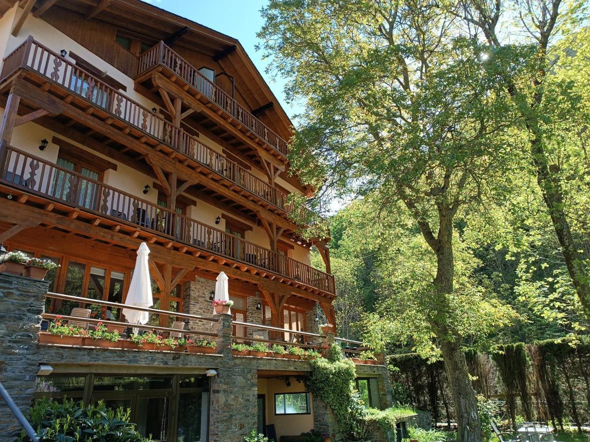 Hotel Estanys Blaus Tavascan Dış mekan fotoğraf