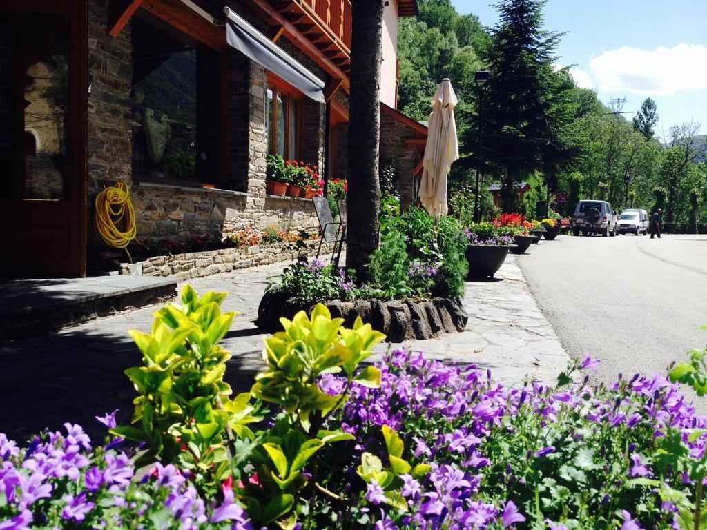 Hotel Estanys Blaus Tavascan Dış mekan fotoğraf
